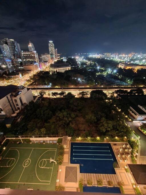 Torre De Unit 1720 Taft Avenue Unit 1720