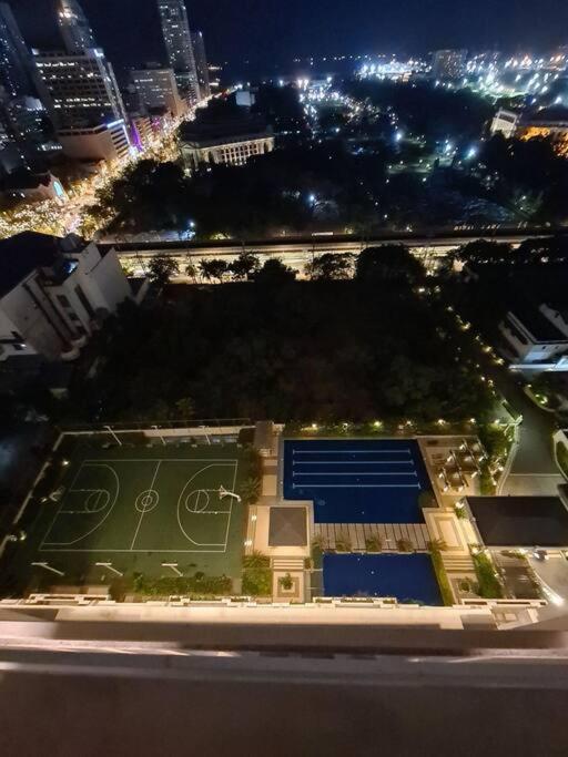 Torre De Unit 1720 Taft Avenue Unit 1720 *