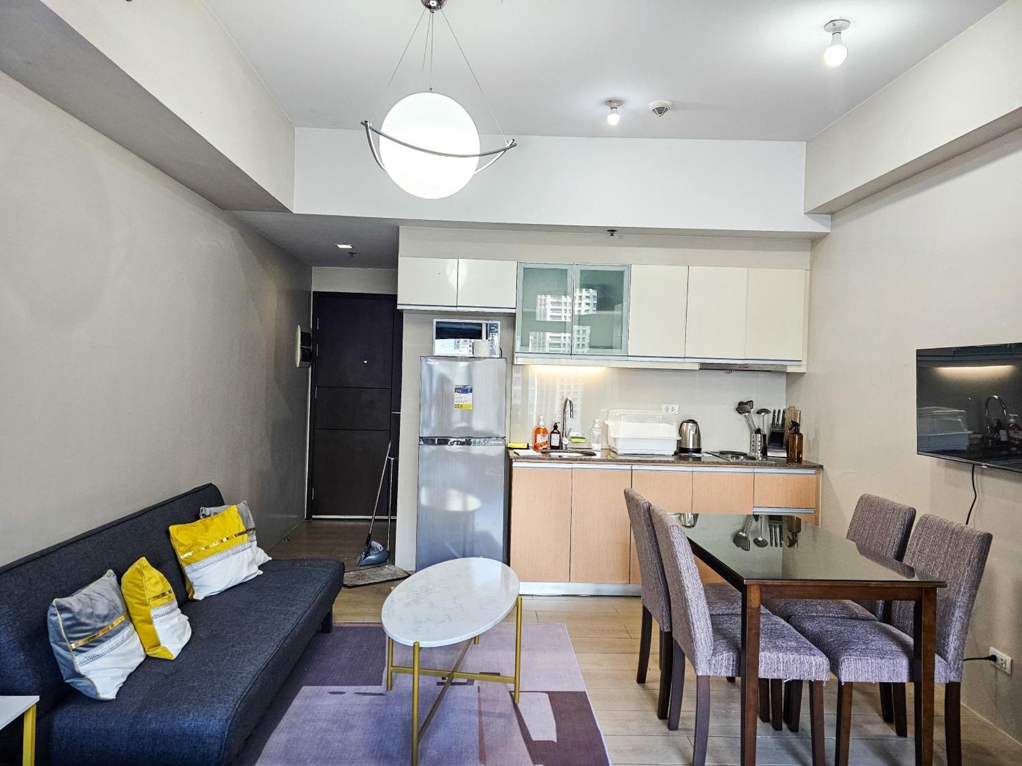 Cozy View Free Swim And Gym Apartment Manila