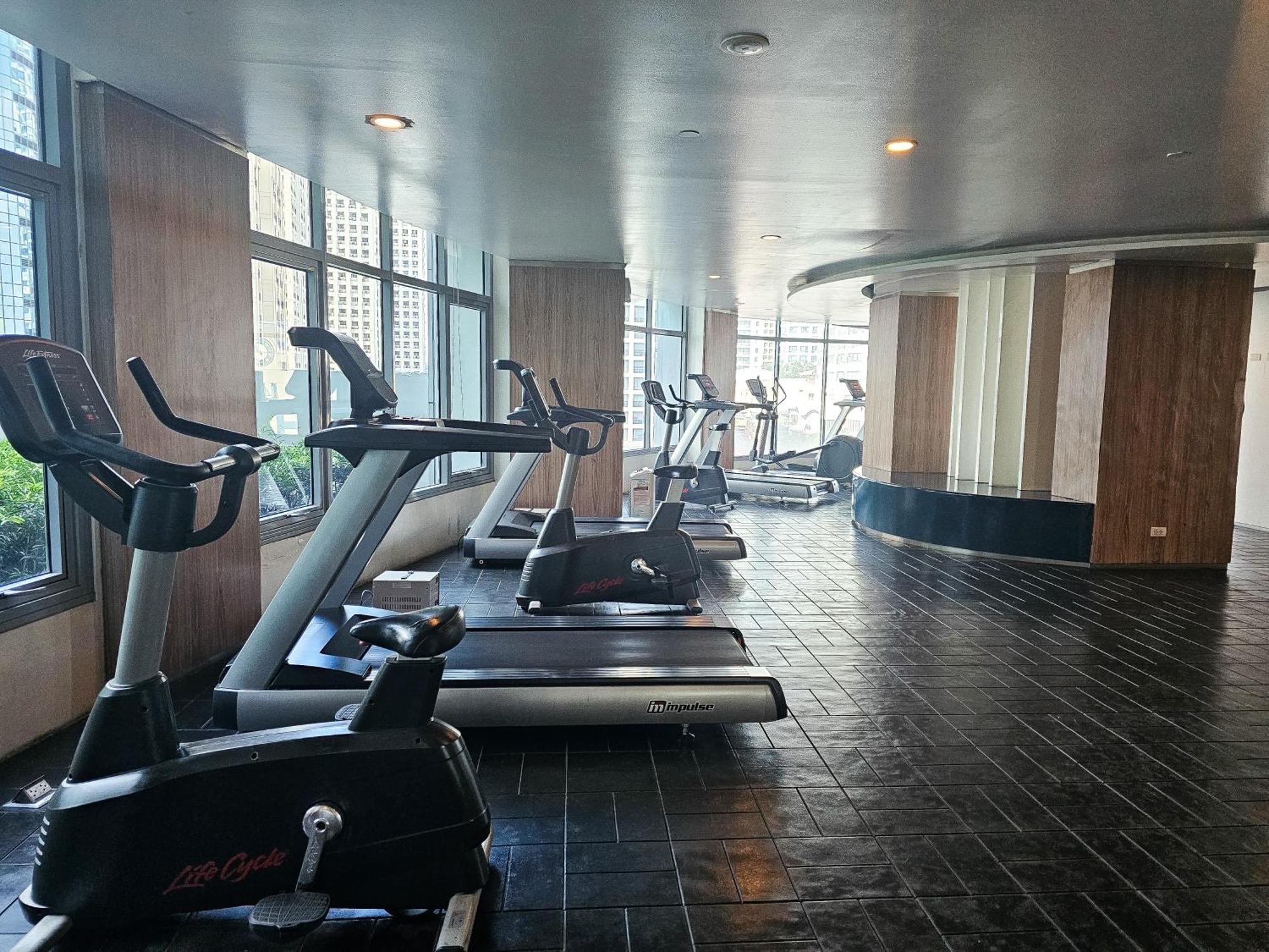 Cozy View Free Swim And Gym *