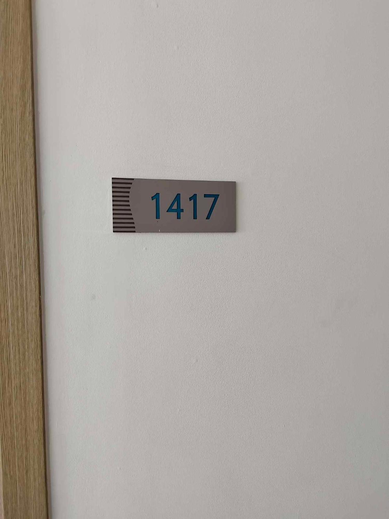 Shore Res 2 Bedroom 2bath 1417 Manila