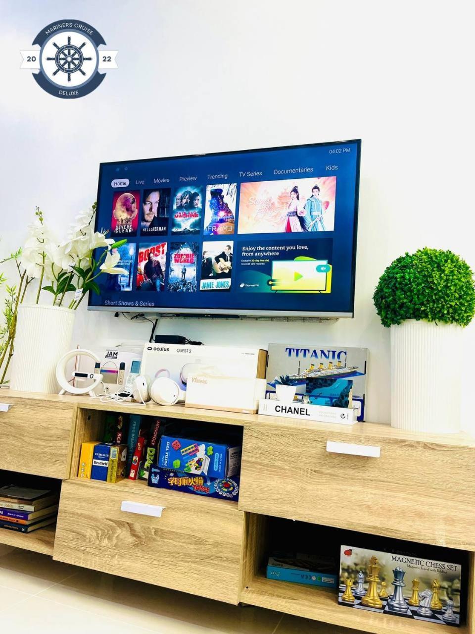 Hotel With Ps4 & Fast Wi-fi Cozy Condotel In Residences Taft Avenue Malate 5*