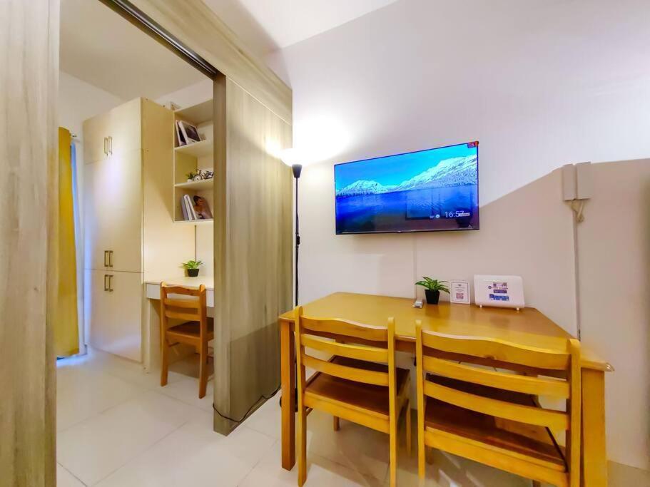 Apartment 1br Unit Condotel W Balcony Fame Residences -fm02 Manila