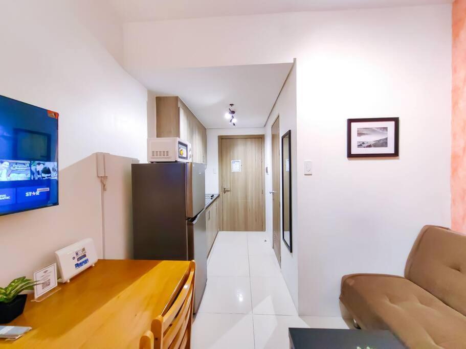 1br Unit Condotel W Balcony Fame Residences -fm02 Apartment