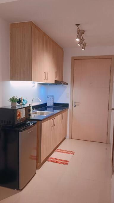 1br Condotel W Balcony Sm Light Residences -lt04 *