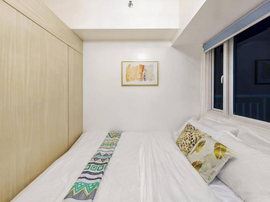 Apartment 1br Condotel W Balcony Sm Light Residences -lt03 *