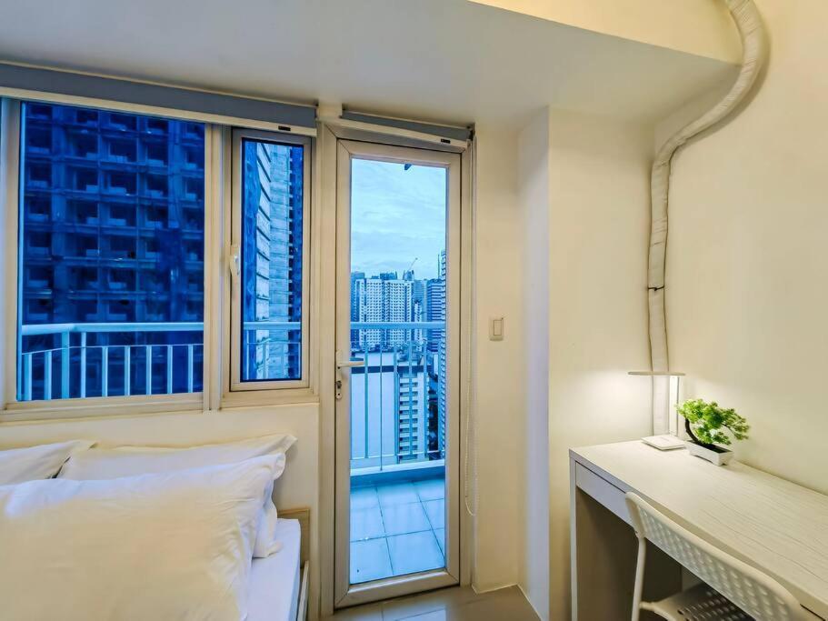 Apartment 1br Condotel W Balcony Sm Light Residences -lt03