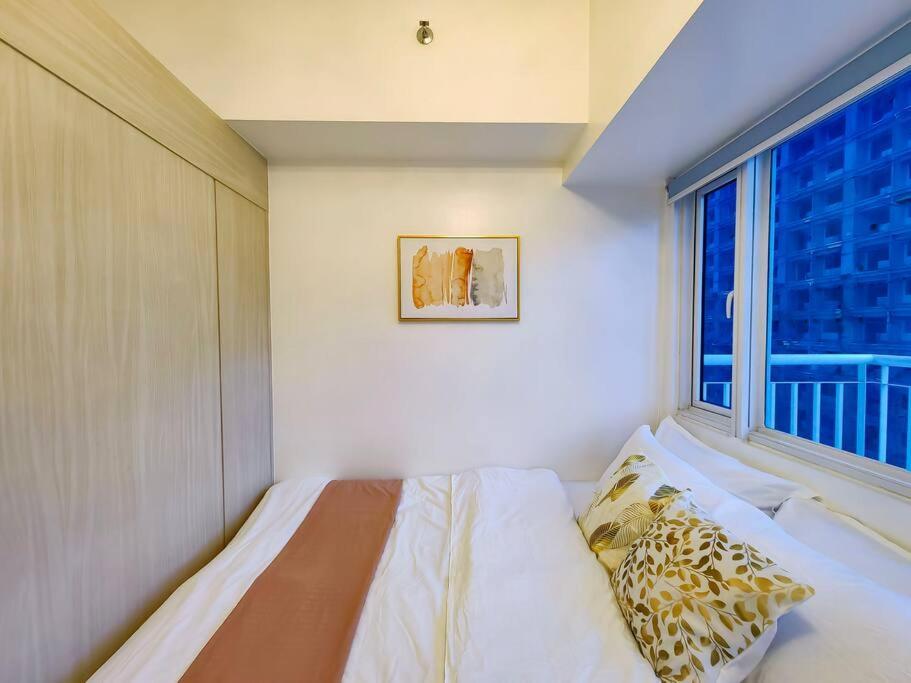 Apartment 1br Condotel W Balcony Sm Light Residences -lt03 Manila