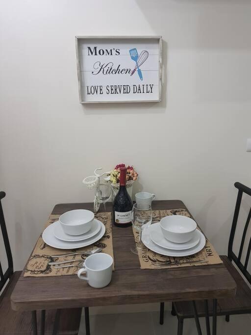 Apartment Greenfield District Shaw Blvd At Twin Oaks Place