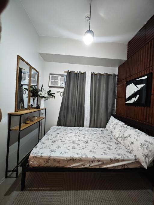 Luxhomme 2- Bedroom Luxury Unit * Manila