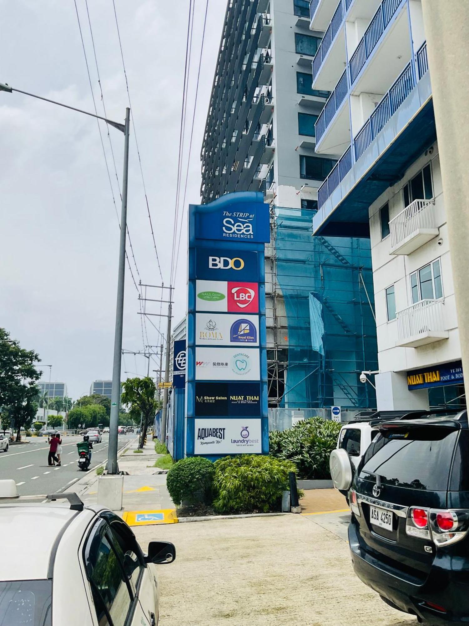 Apartment Sea Residences Moa Complex - Ruffa's Condotel Manila