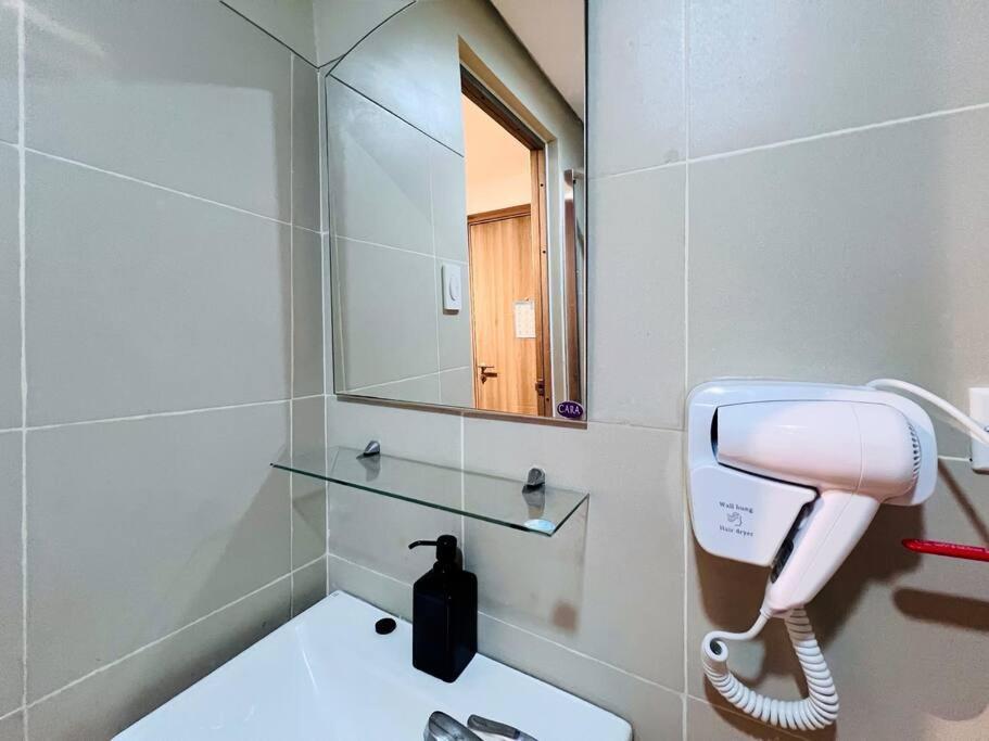 1br Unit Condotel W Balcony Fame Residences -fm19 Manila