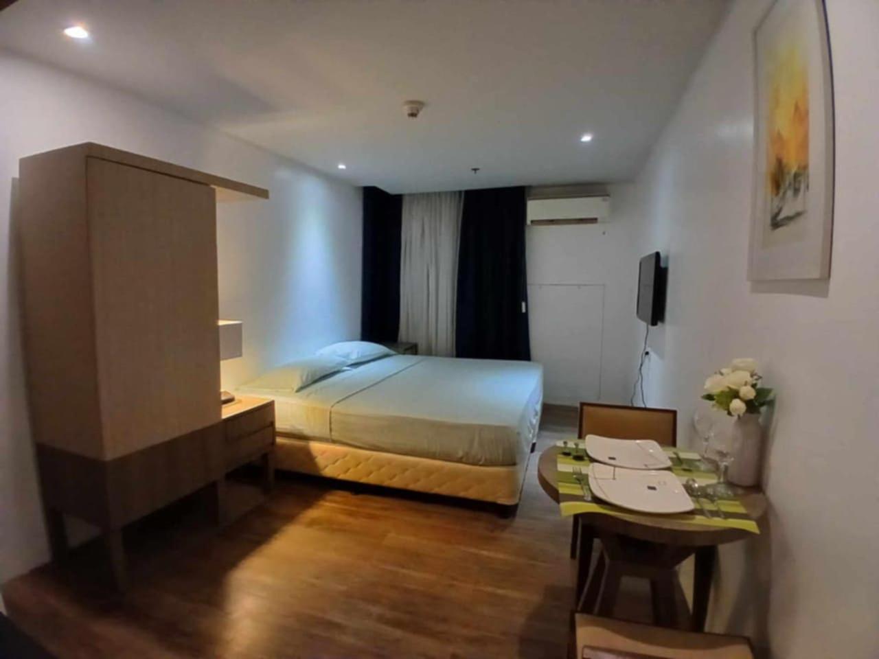 Apartment Cozy Unit In Makati Manila
