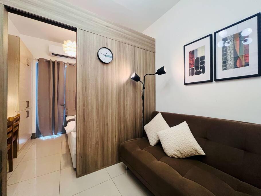Apartment 1br Unit Condotel W Balcony Fame Residences -fm20