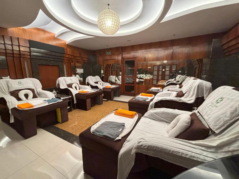 Hotel Lido De Paris 4*