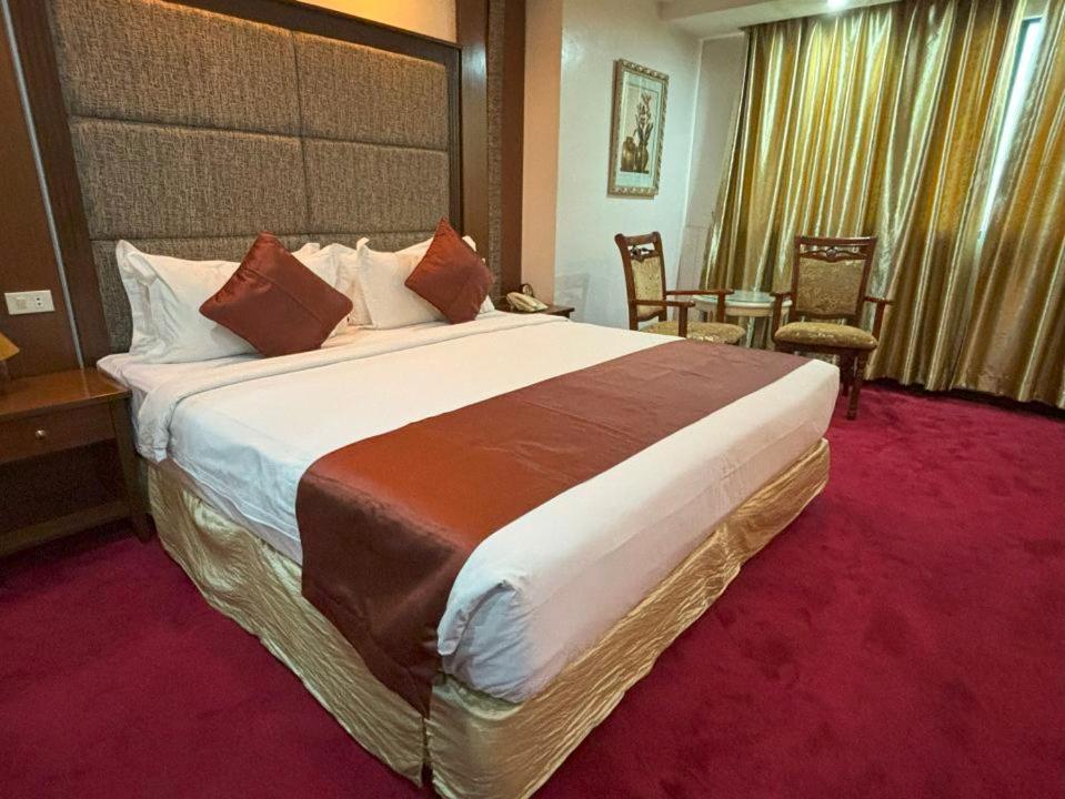 Lido De Paris Hotel 4*