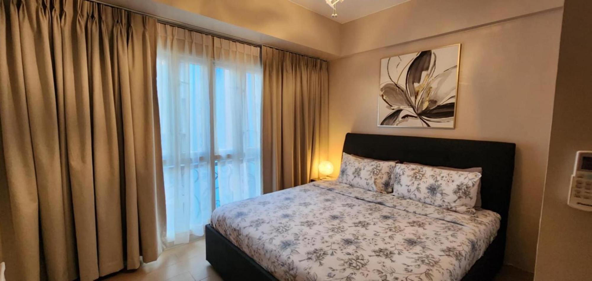 Newport Family In Pasay Near Terminal 3 * Manila