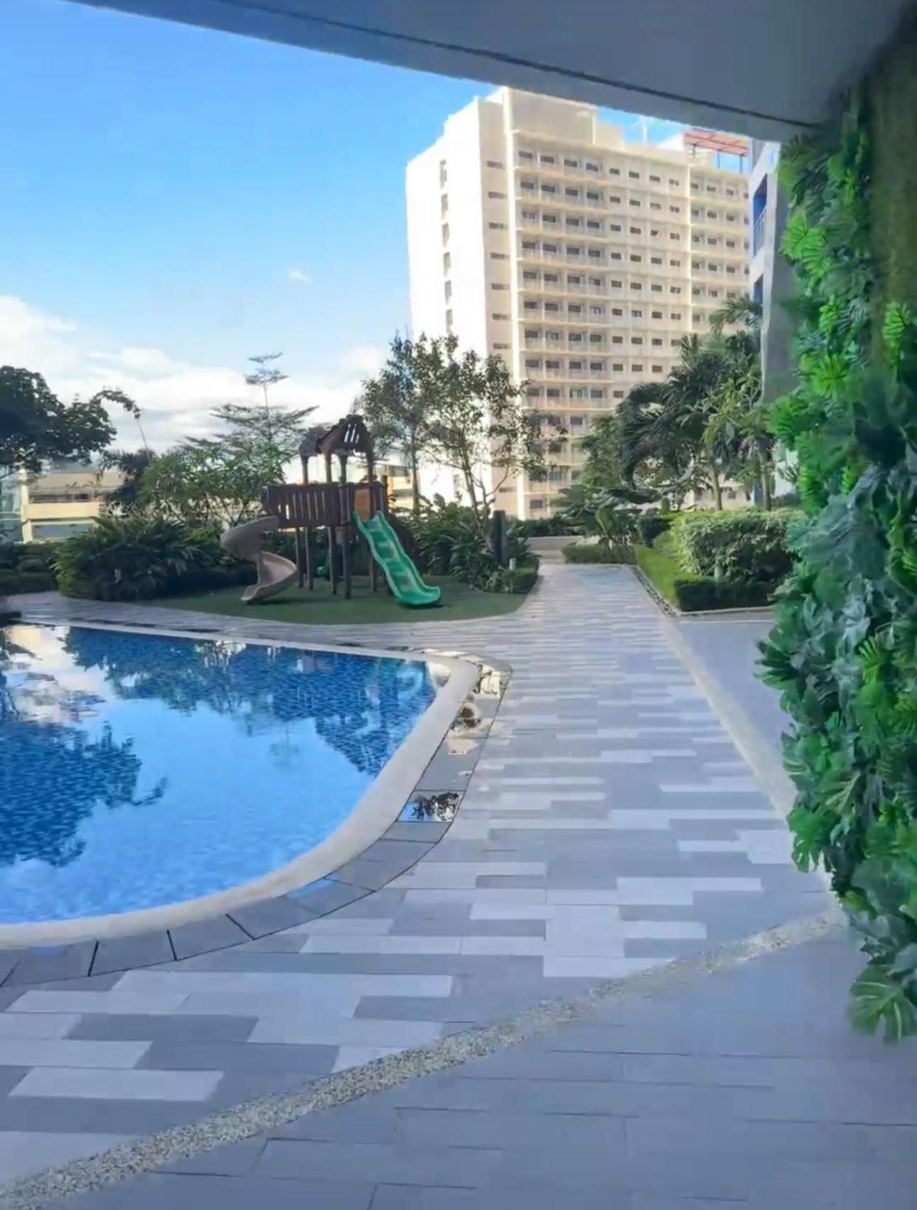 The Skyline Oasis Makati Manila