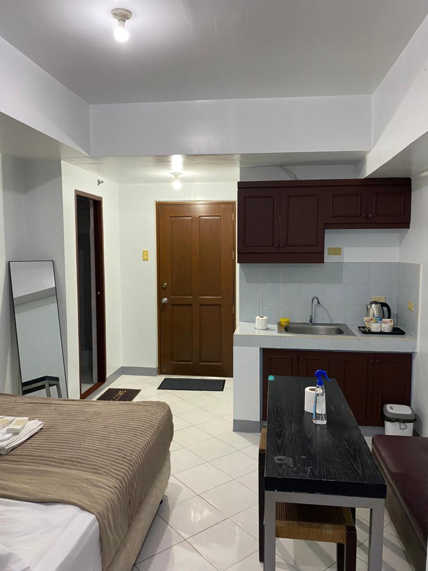 Guest house Pacific Regency *