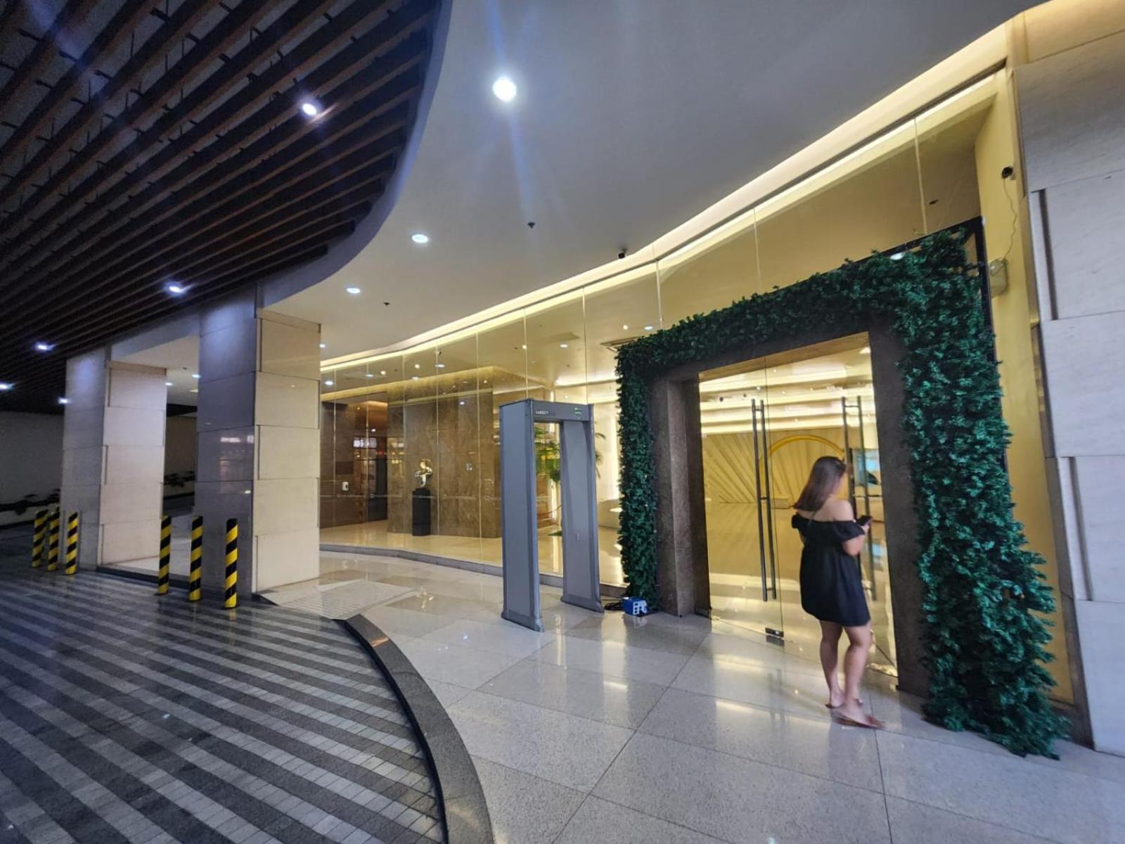 Nordic Rsquare - With Pool Access Manila