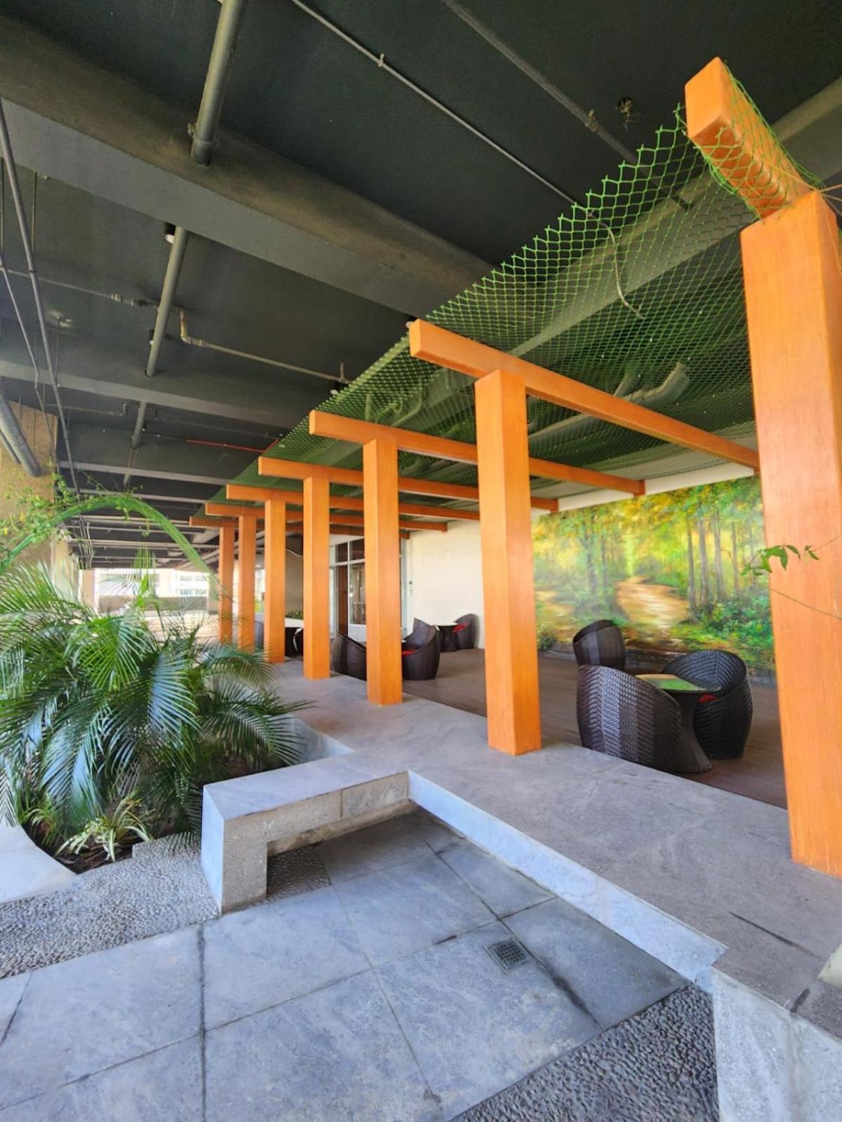 Boho Rsquare - With Pool Access Apartment Manila