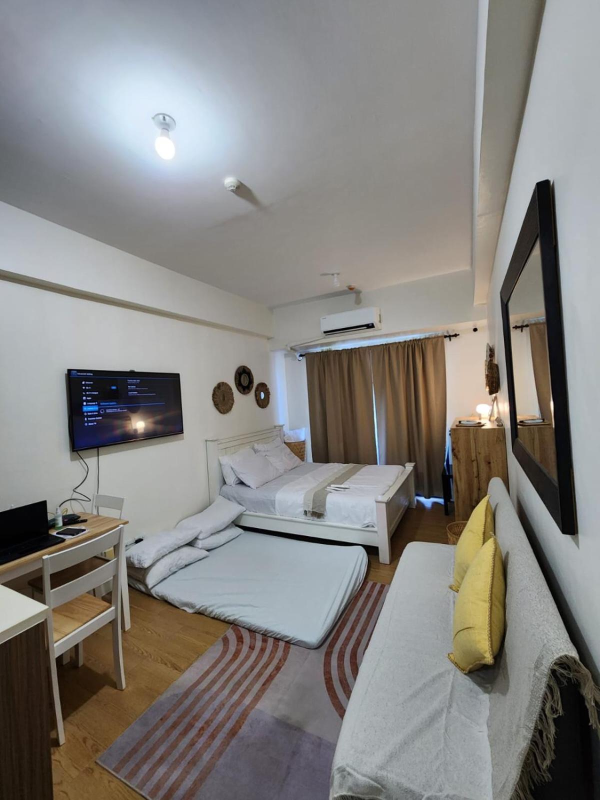 Apartment Boho Rsquare - With Pool Access Manila