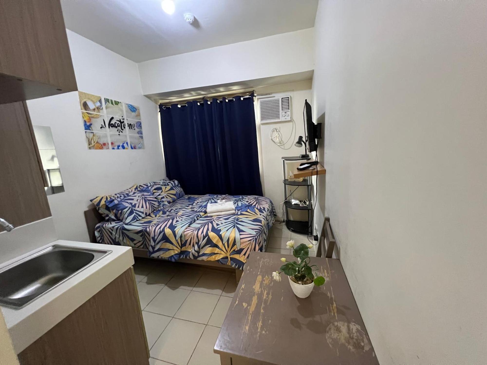Apartment Ronsky Paradise Free Wifi And Netflix Manila