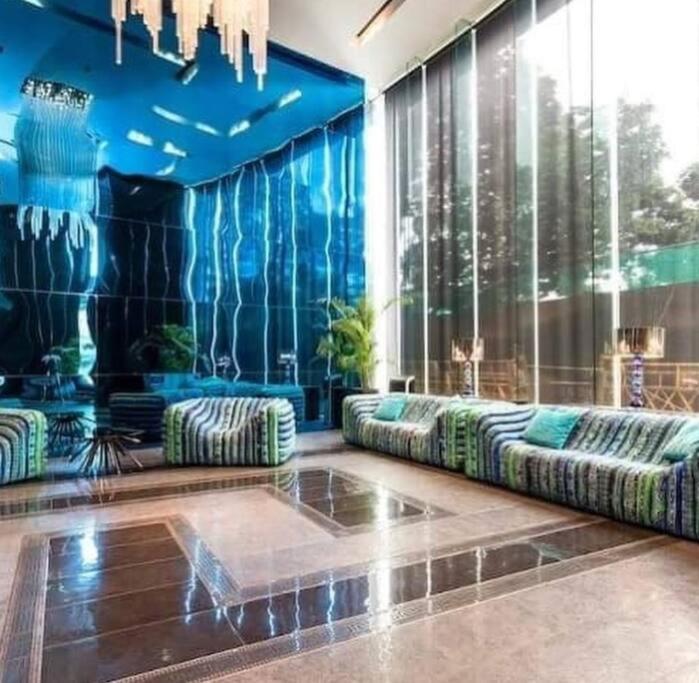 Spacious 1br Milano By Versace In Makati *