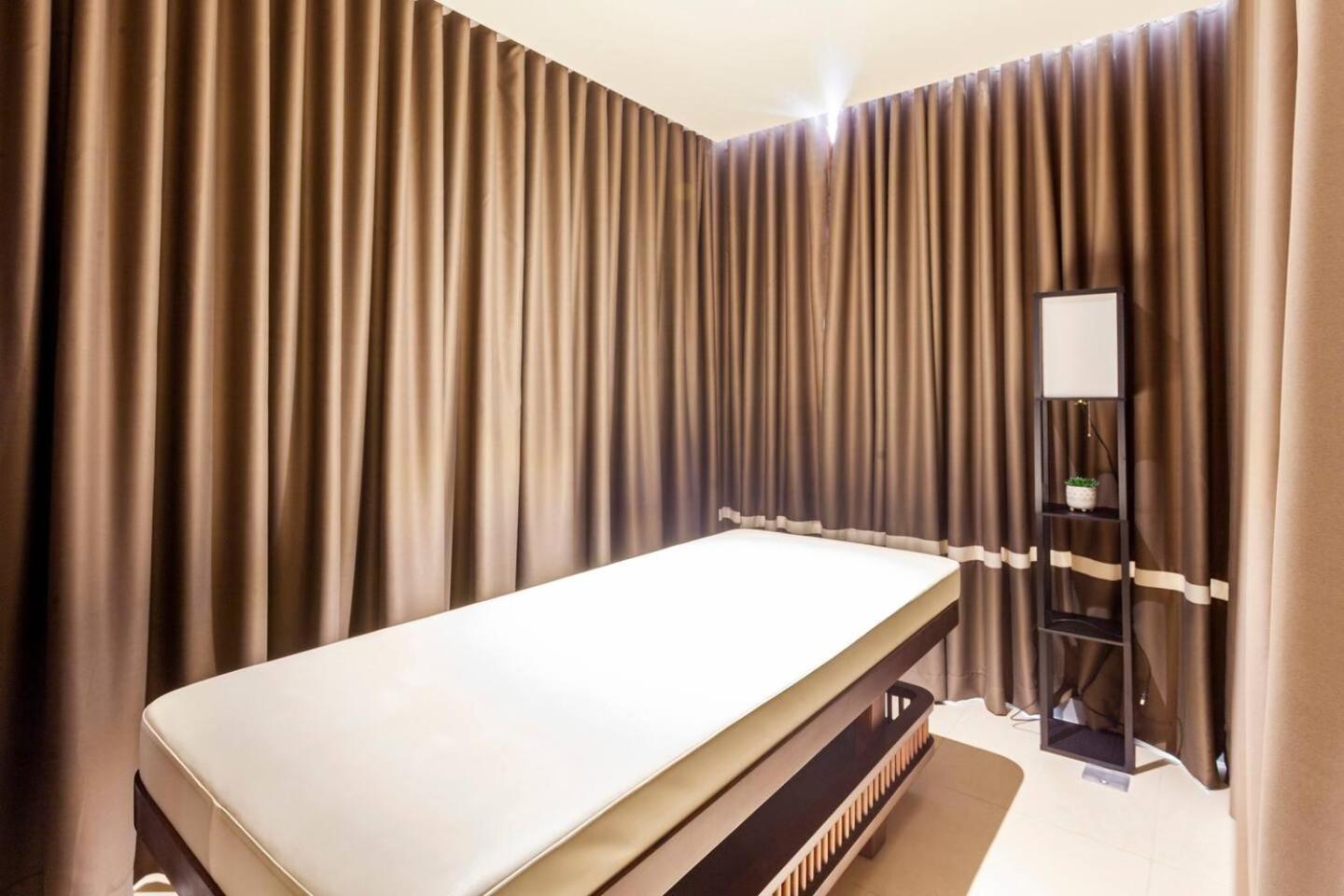 Executive 1 Bedroom With Pool Sauna Gym And *