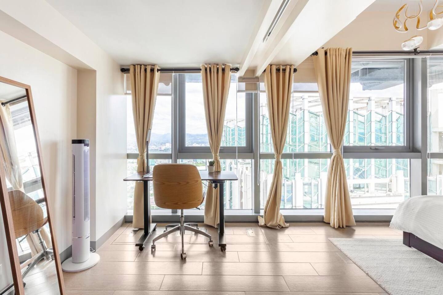 Executive 1 Bedroom With Pool Sauna Gym And * Manila