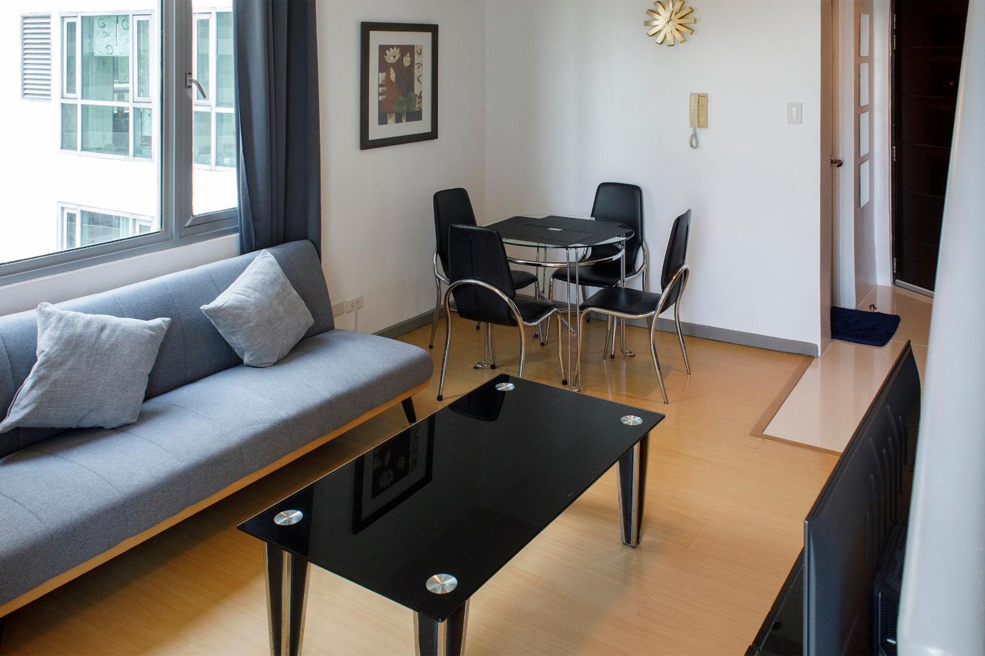 Prime Avant Bgc Location By Ph Staycation Apartment