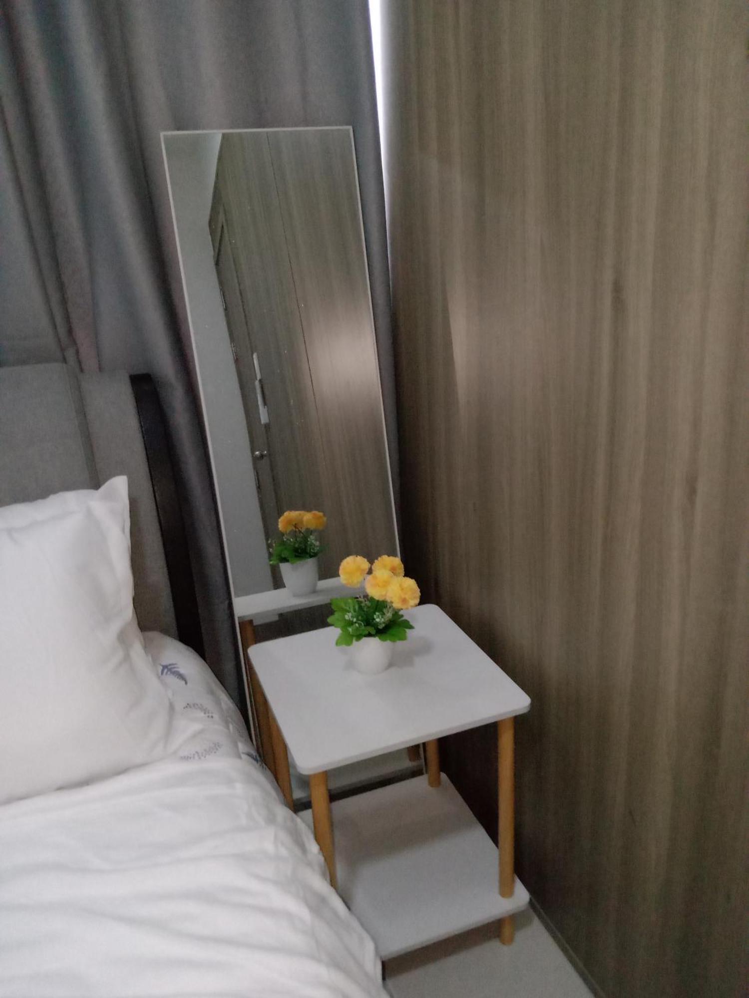 Hotel Luxurious Haven By The Bay - 2br Near Moa Picc Ccp 5*