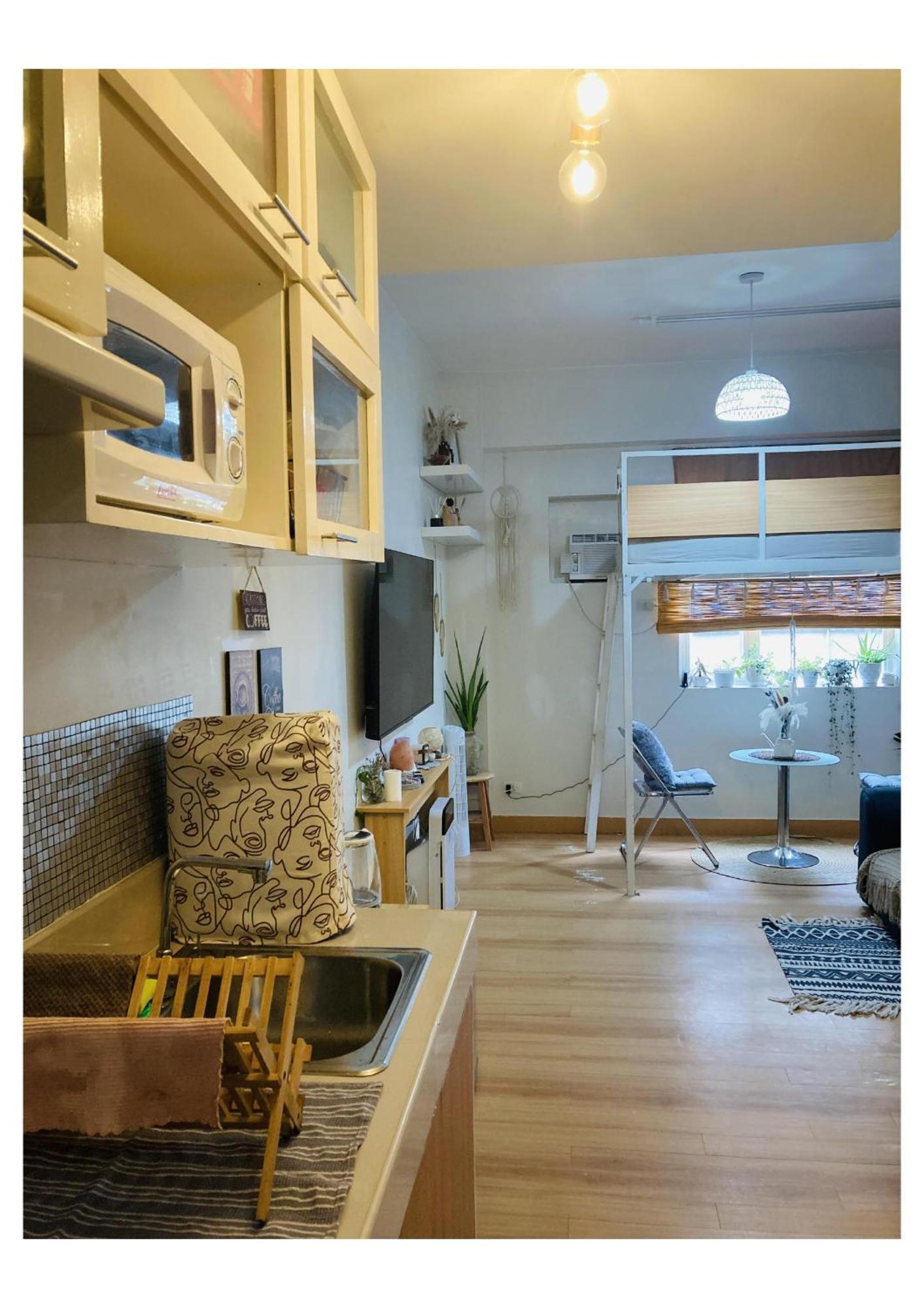 Bohemian Inspired Unit1 At Trees Residences Manila