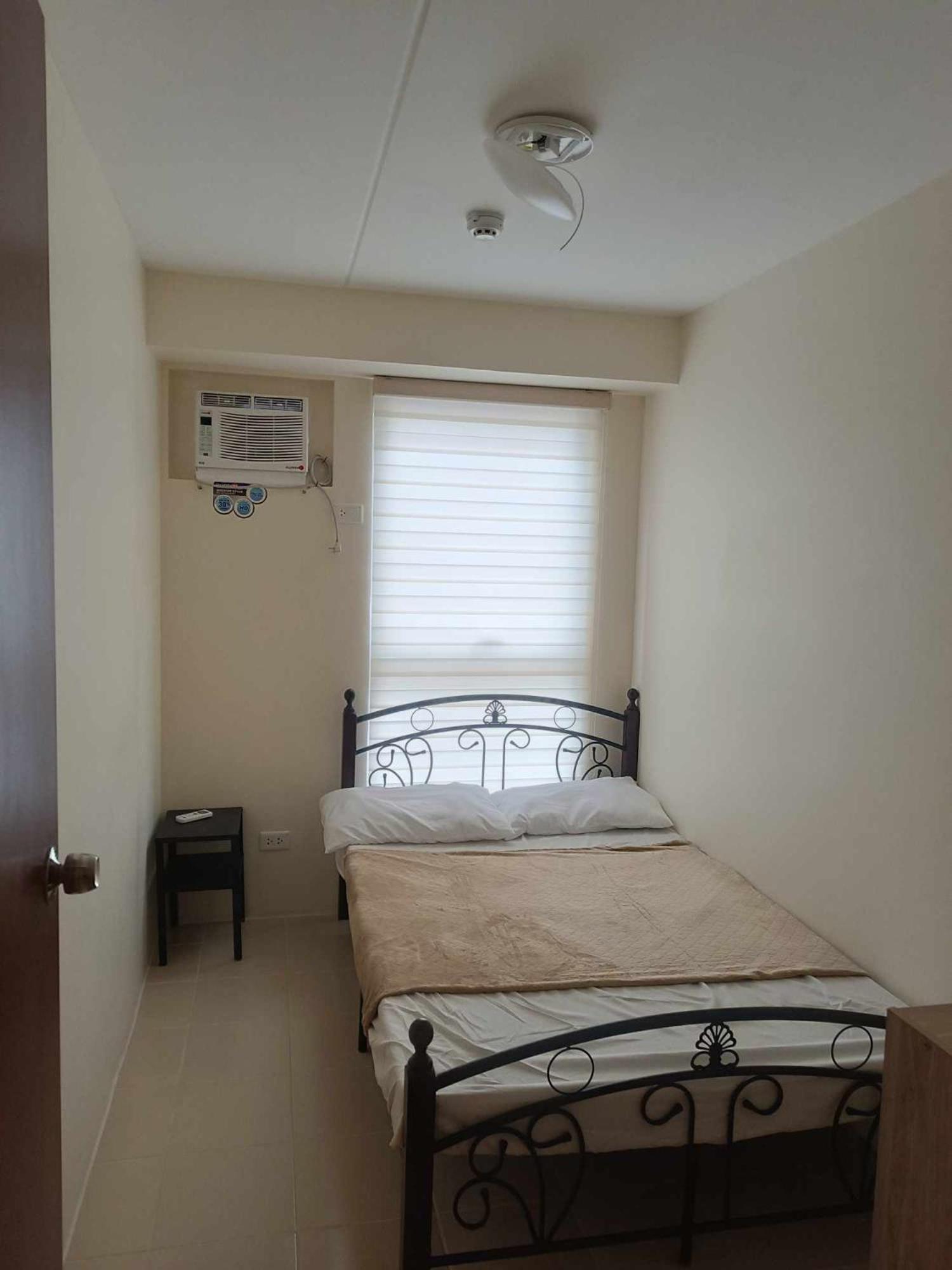 Hotel Urban Deca Homes Manila