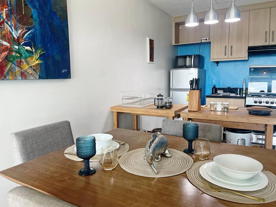 Apartment Marina- Avant Bgc Parking W Fee *