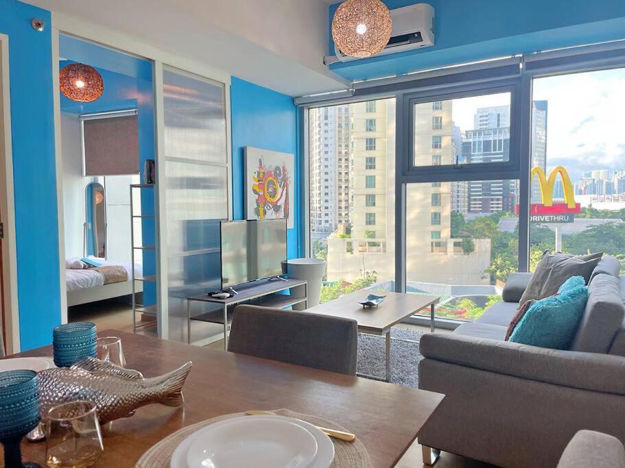 Marina- Avant Bgc Parking W Fee Apartment Manila
