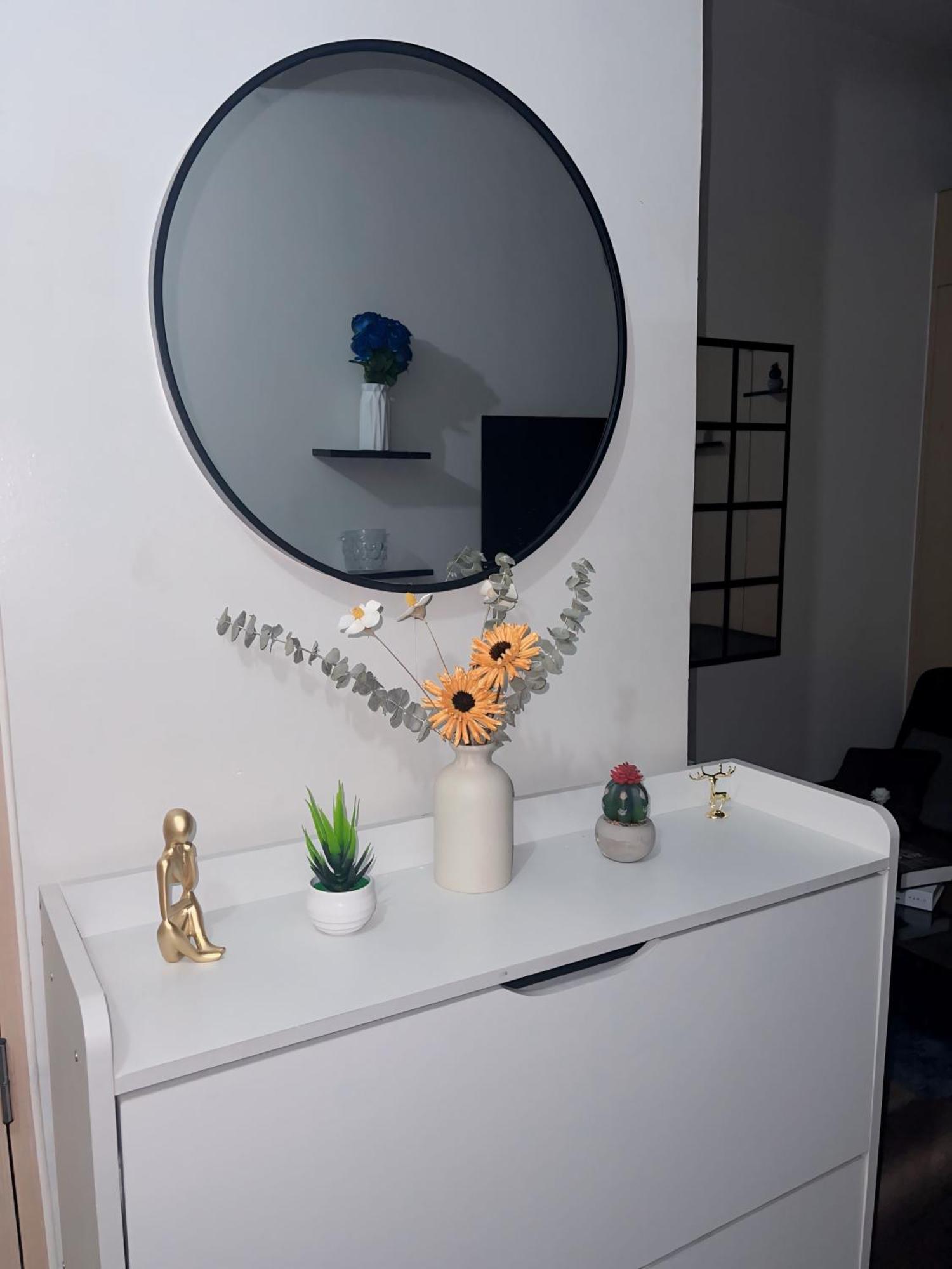 Apartment Cozy Whole Staycation At Trees Residences