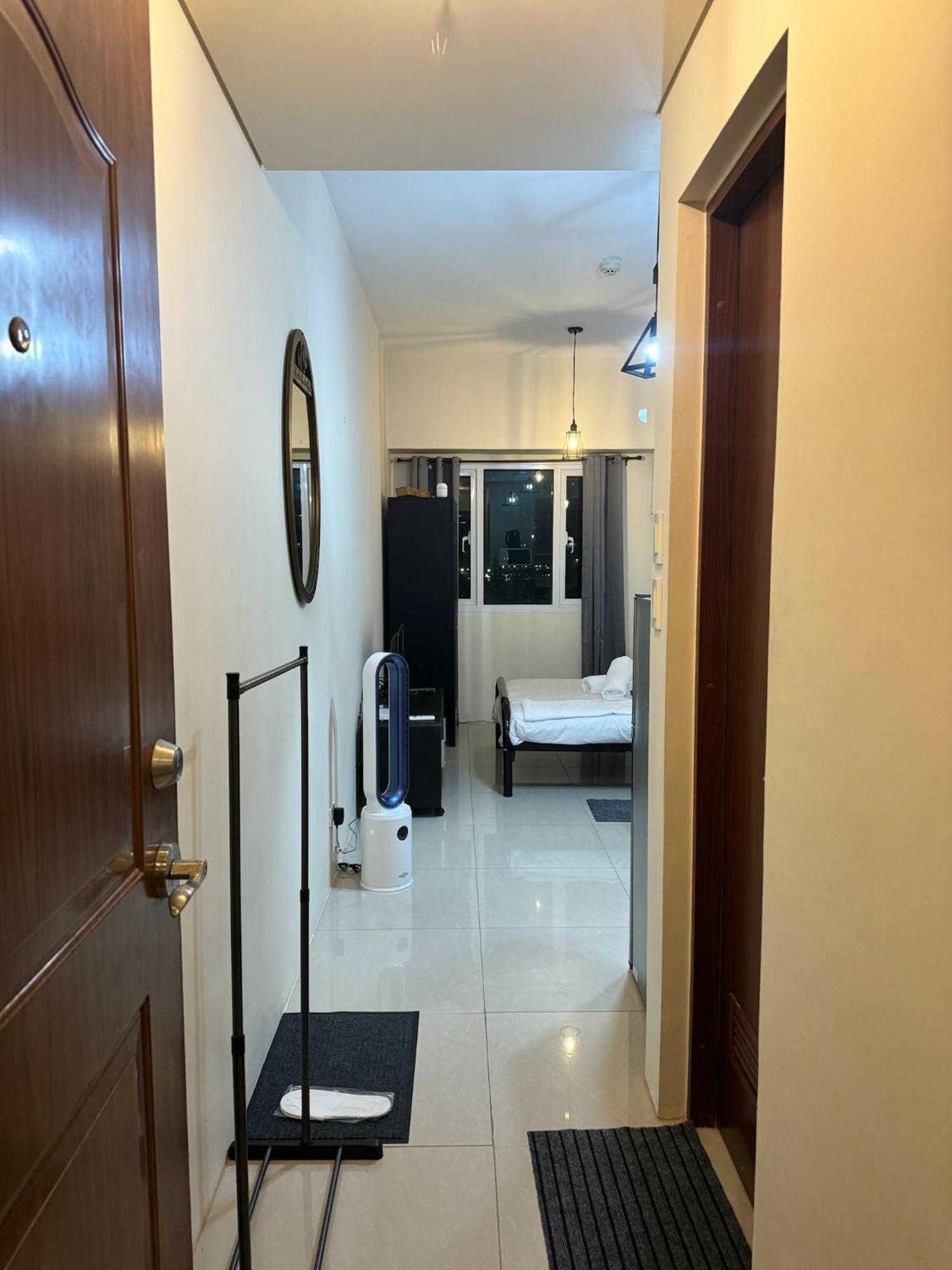 Skyline Retreat Beacon Makati Unit * Manila