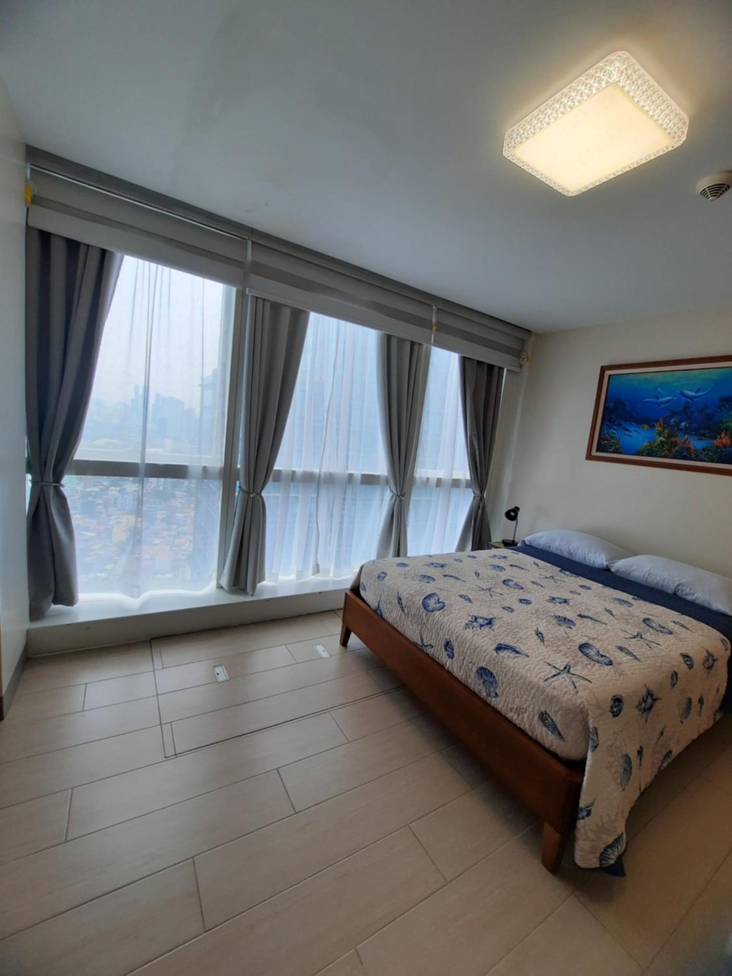 Bonifacio Global One Uptown Residence-2 Bedroom * Manila