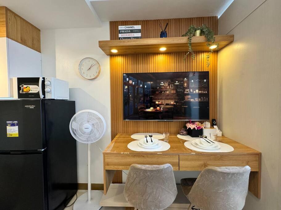 Pinas Cozy Escape Apartment Manila