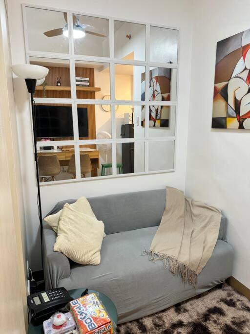 Pinas Cozy Escape Manila