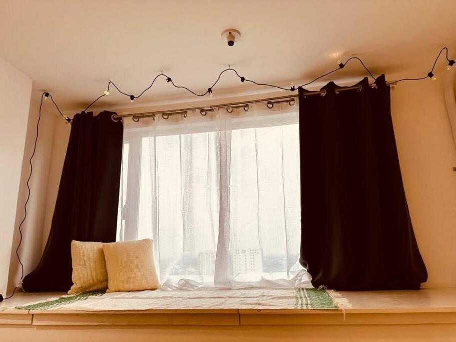 Pinas Cozy Escape * Manila