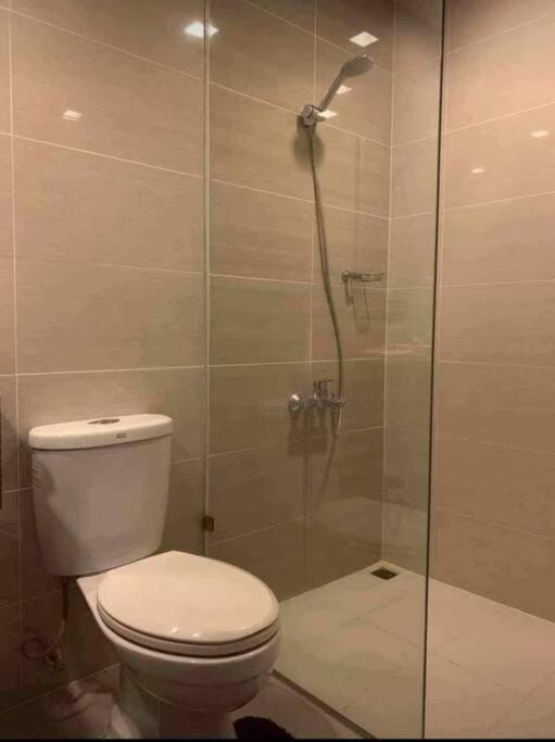 Apartment Cozi Chic Uptown Getaway Bgc *