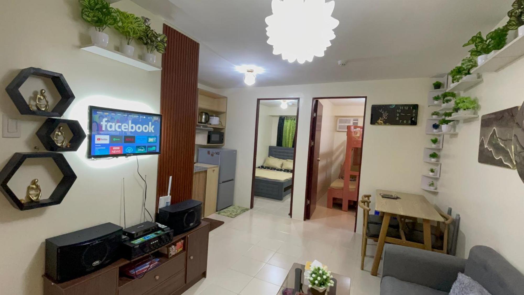 Aparthotel Jelyn Staycation At Urban Deca Homes Manila