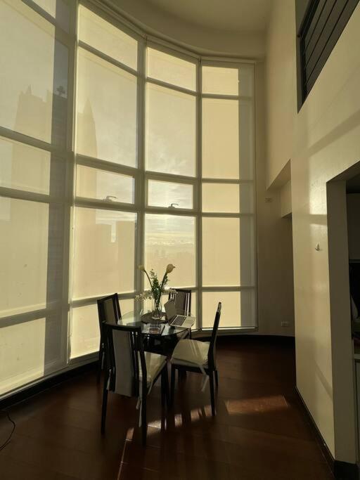 The Loft 39i Twin Oaks Place Manila
