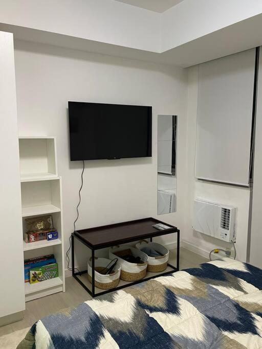 Casita Payapa - Newly Furnished Unit 2nd Flr Apartment