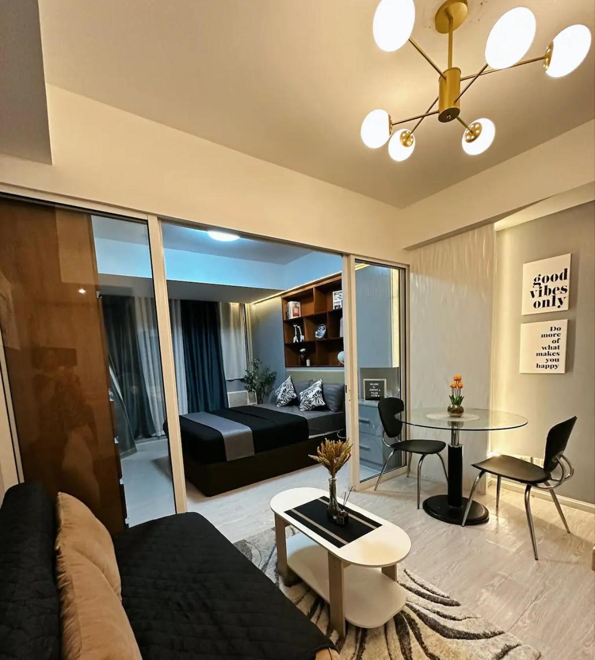Quelson's Pad In Azure Beach Residences With Wave Pool Access * Manila