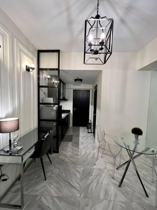 Luxury Style Living-netflix Ready Apartment