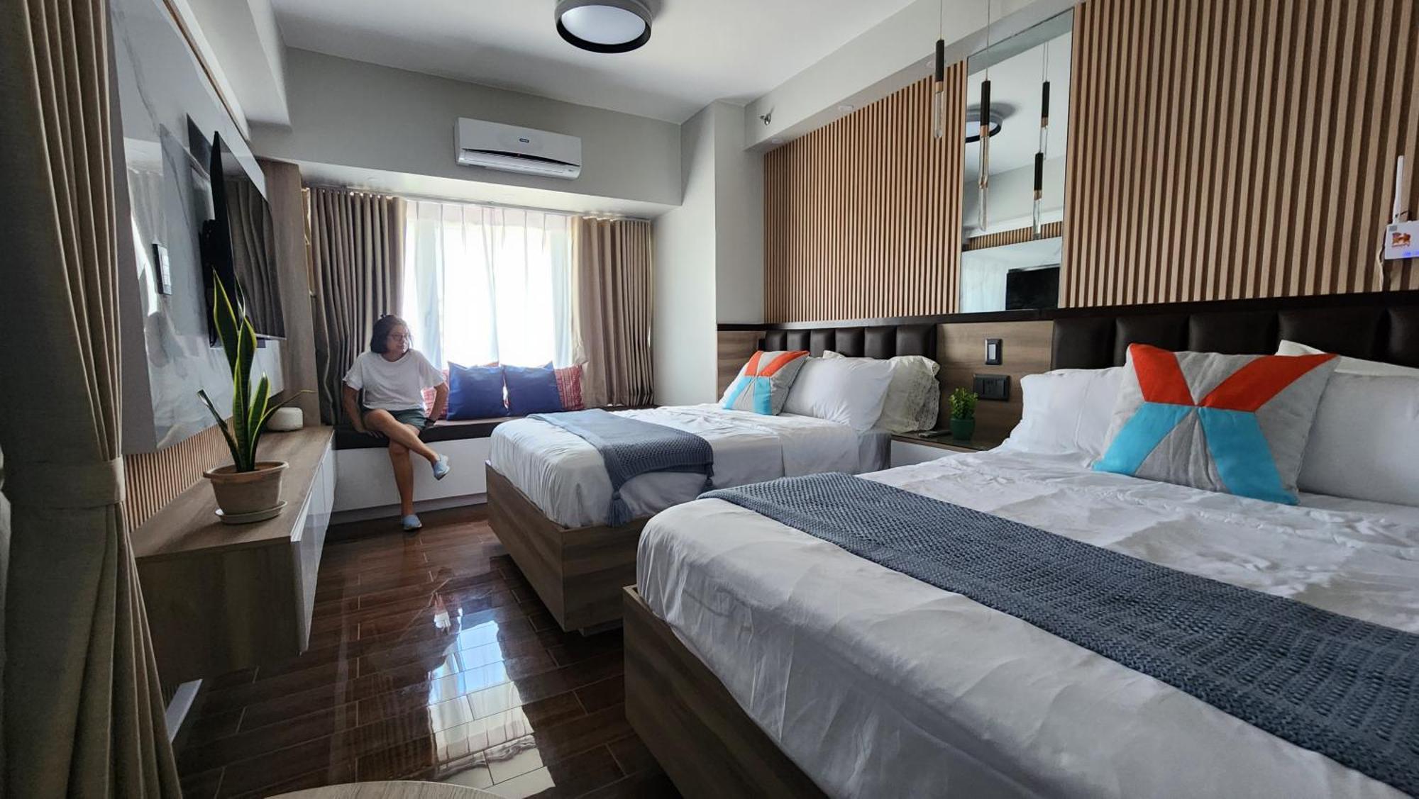 Apartment Air Fantasy Sophisticated Chic Family Living 300 Mbps Fast *