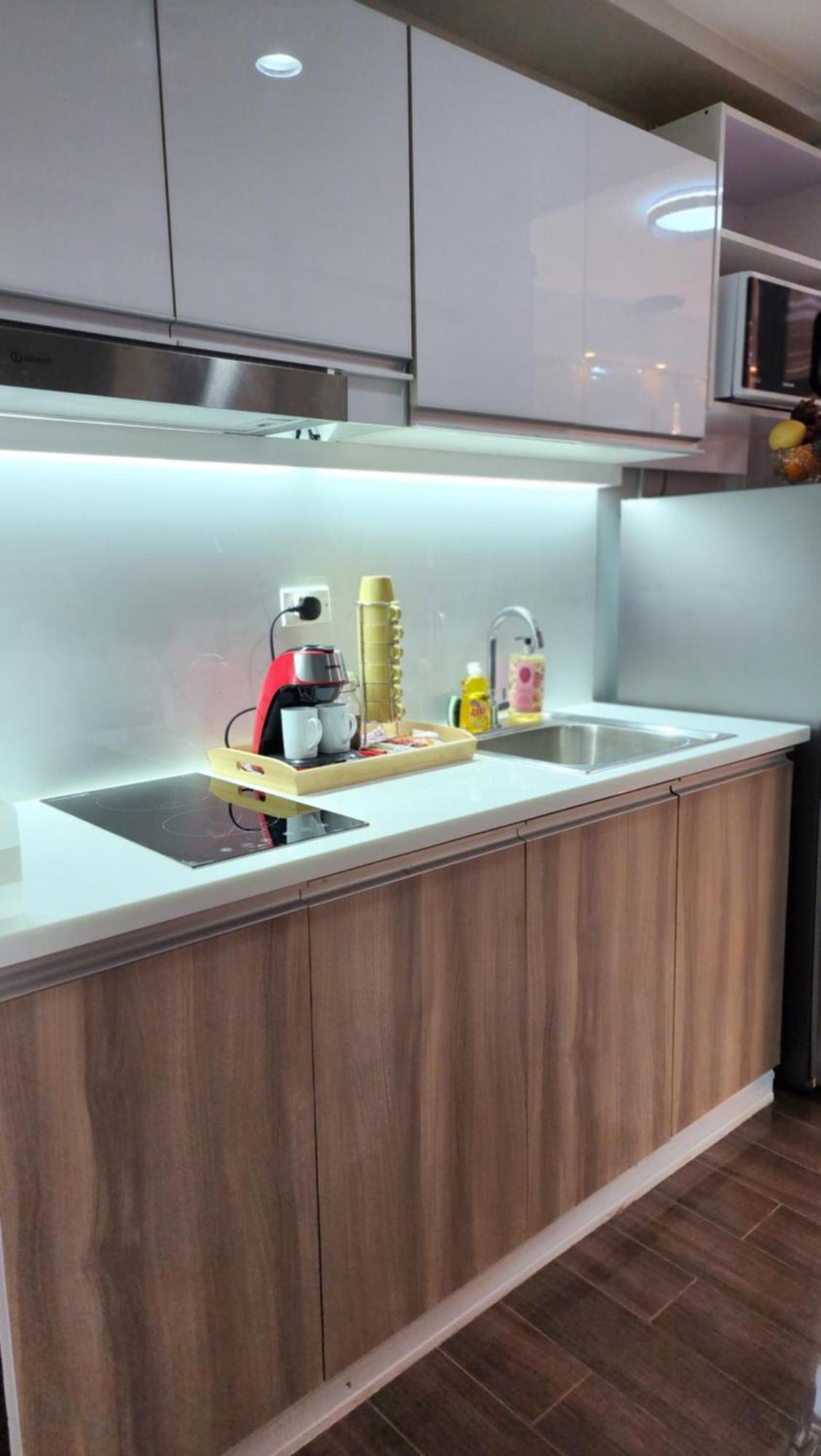 Air Fantasy Sophisticated Chic Family Living 300 Mbps Fast Apartment Manila